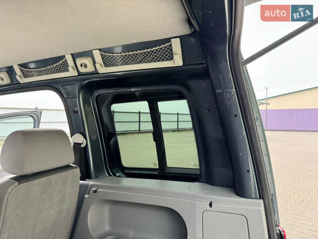 Серый Фольксваген Кадди, объемом двигателя 1.6 л и пробегом 259 тыс. км за 7900 $, фото 79 на Automoto.ua