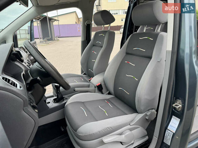 Серый Фольксваген Кадди, объемом двигателя 1.6 л и пробегом 259 тыс. км за 7900 $, фото 61 на Automoto.ua