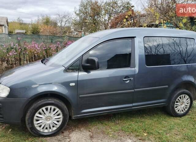 Сірий Фольксваген Кадді, об'ємом двигуна 1.6 л та пробігом 280 тис. км за 6200 $, фото 18 на Automoto.ua