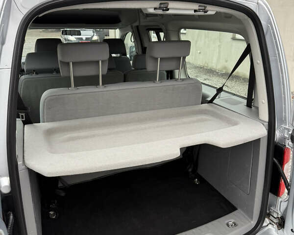 Сірий Фольксваген Кадді, об'ємом двигуна 1.9 л та пробігом 275 тис. км за 10850 $, фото 163 на Automoto.ua