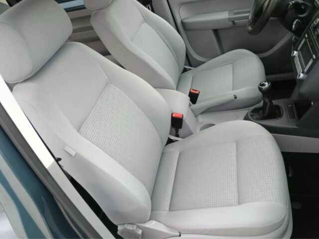 Серый Фольксваген Кадди, объемом двигателя 1.9 л и пробегом 254 тыс. км за 4100 $, фото 13 на Automoto.ua