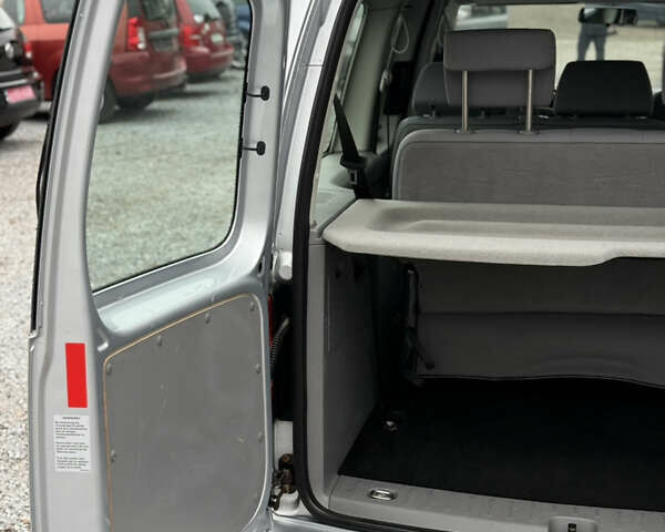 Сірий Фольксваген Кадді, об'ємом двигуна 1.9 л та пробігом 275 тис. км за 10850 $, фото 97 на Automoto.ua