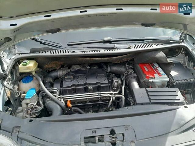 Сірий Фольксваген Кадді, об'ємом двигуна 1.9 л та пробігом 415 тис. км за 5600 $, фото 10 на Automoto.ua