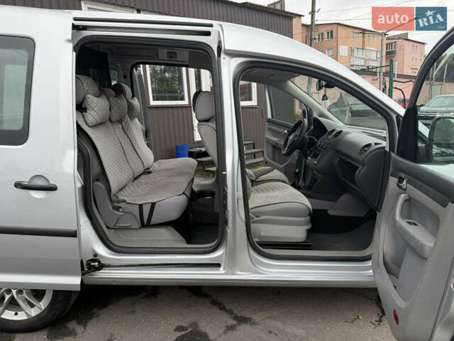 Сірий Фольксваген Кадді, об'ємом двигуна 1.6 л та пробігом 180 тис. км за 7500 $, фото 14 на Automoto.ua