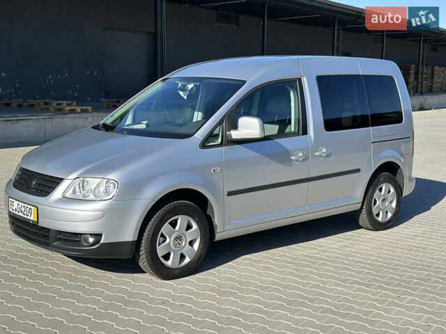 Серый Фольксваген Кадди, объемом двигателя 1.4 л и пробегом 166 тыс. км за 8200 $, фото 2 на Automoto.ua