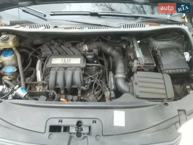 Серый Фольксваген Кадди, объемом двигателя 1.6 л и пробегом 256 тыс. км за 5500 $, фото 18 на Automoto.ua