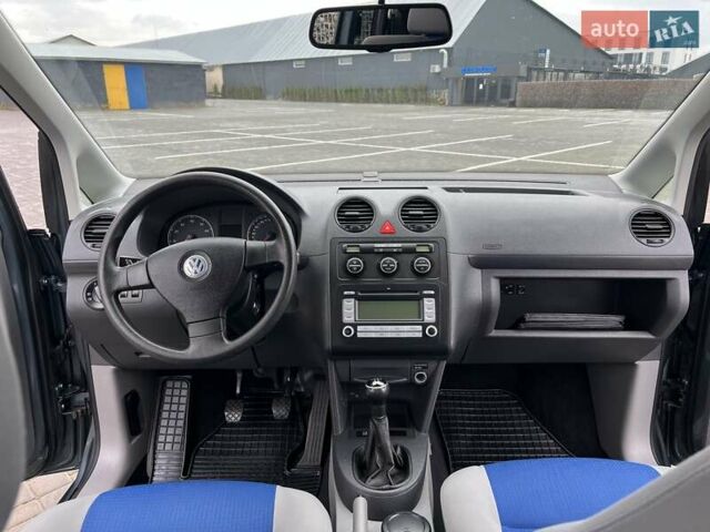 Серый Фольксваген Кадди, объемом двигателя 1.4 л и пробегом 221 тыс. км за 7900 $, фото 24 на Automoto.ua