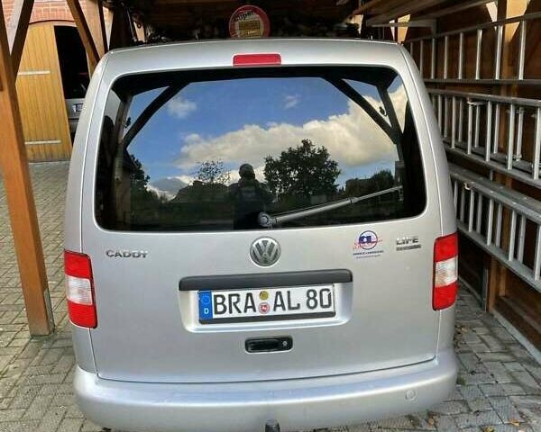 Серый Фольксваген Кадди, объемом двигателя 2 л и пробегом 280 тыс. км за 7300 $, фото 24 на Automoto.ua