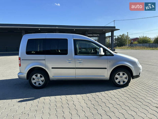 Серый Фольксваген Кадди, объемом двигателя 1.4 л и пробегом 166 тыс. км за 8200 $, фото 4 на Automoto.ua