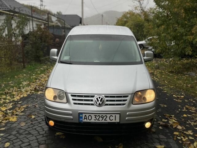 Сірий Фольксваген Кадді, об'ємом двигуна 2 л та пробігом 360 тис. км за 5500 $, фото 2 на Automoto.ua