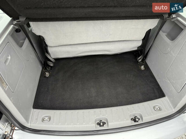 Сірий Фольксваген Кадді, об'ємом двигуна 1.9 л та пробігом 275 тис. км за 10850 $, фото 167 на Automoto.ua