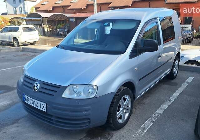 Сірий Фольксваген Кадді, об'ємом двигуна 1.9 л та пробігом 277 тис. км за 8500 $, фото 1 на Automoto.ua