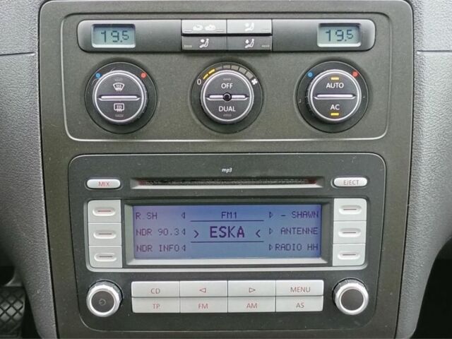 Серый Фольксваген Кадди, объемом двигателя 1.9 л и пробегом 254 тыс. км за 4100 $, фото 18 на Automoto.ua