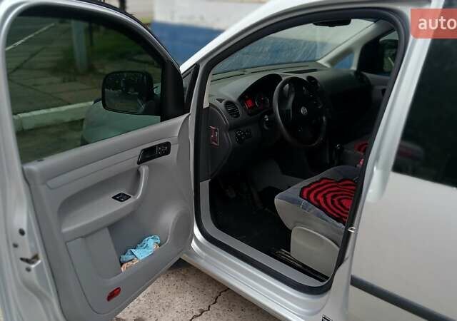 Серый Фольксваген Кадди, объемом двигателя 1.97 л и пробегом 430 тыс. км за 6200 $, фото 14 на Automoto.ua