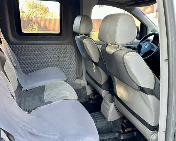 Серый Фольксваген Кадди, объемом двигателя 1.9 л и пробегом 410 тыс. км за 5500 $, фото 15 на Automoto.ua