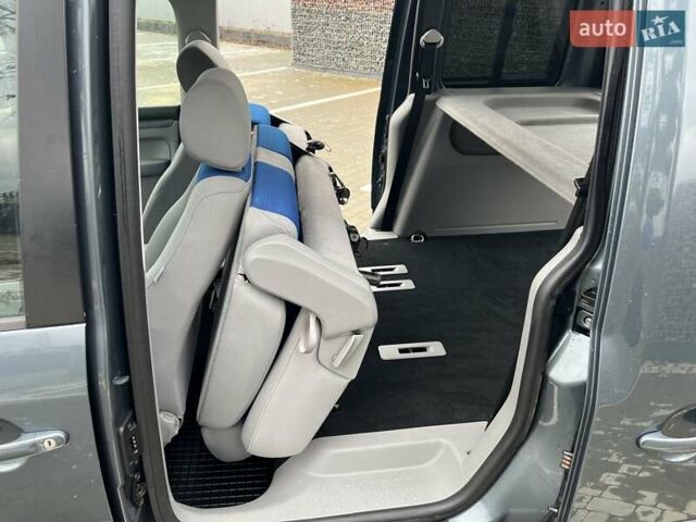 Серый Фольксваген Кадди, объемом двигателя 1.4 л и пробегом 221 тыс. км за 7900 $, фото 15 на Automoto.ua