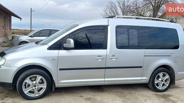 Серый Фольксваген Кадди, объемом двигателя 1.9 л и пробегом 308 тыс. км за 8500 $, фото 2 на Automoto.ua