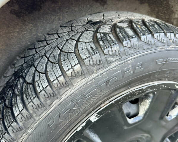 Серый Фольксваген Кадди, объемом двигателя 1.9 л и пробегом 410 тыс. км за 5500 $, фото 18 на Automoto.ua