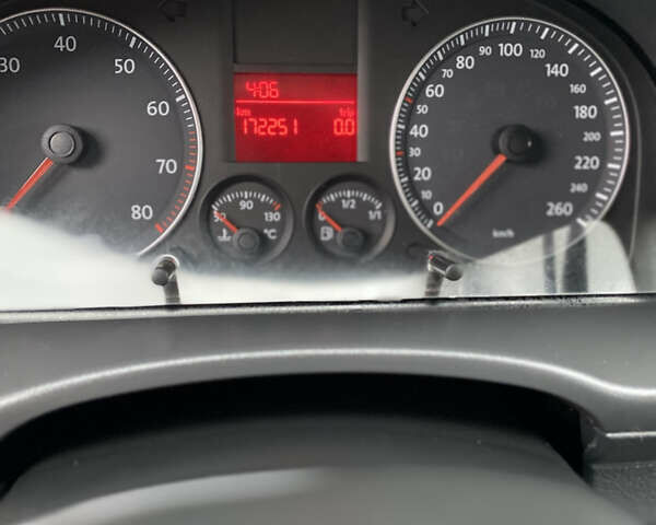 Серый Фольксваген Кадди, объемом двигателя 1.6 л и пробегом 172 тыс. км за 7899 $, фото 13 на Automoto.ua