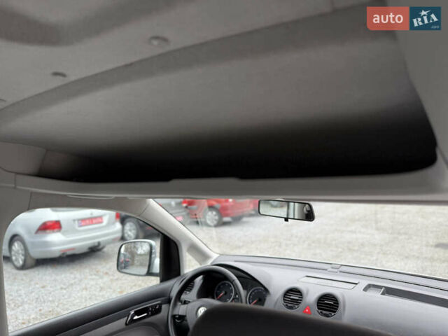 Сірий Фольксваген Кадді, об'ємом двигуна 1.9 л та пробігом 275 тис. км за 10850 $, фото 117 на Automoto.ua