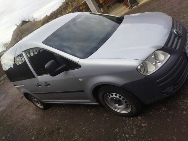 Серый Фольксваген Кадди, объемом двигателя 1.9 л и пробегом 290 тыс. км за 7000 $, фото 2 на Automoto.ua