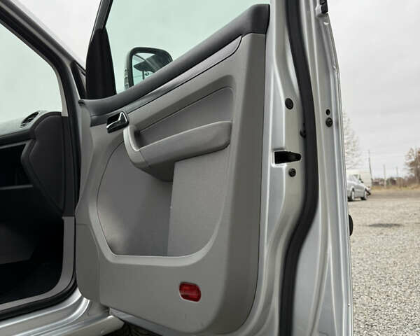 Сірий Фольксваген Кадді, об'ємом двигуна 1.9 л та пробігом 275 тис. км за 10850 $, фото 156 на Automoto.ua