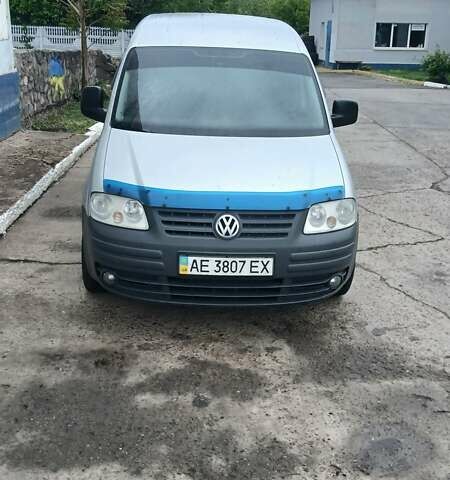 Серый Фольксваген Кадди, объемом двигателя 1.97 л и пробегом 430 тыс. км за 6200 $, фото 1 на Automoto.ua