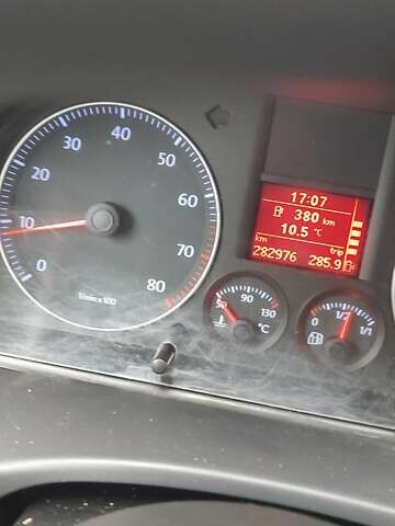 Серый Фольксваген Кадди, объемом двигателя 2 л и пробегом 280 тыс. км за 7300 $, фото 16 на Automoto.ua