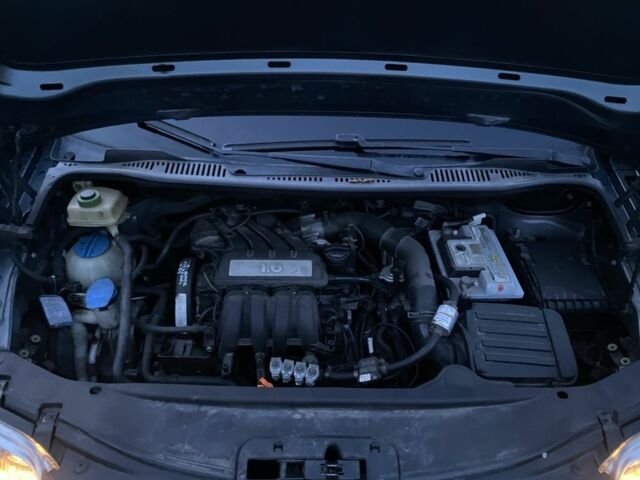 Серый Фольксваген Кадди, объемом двигателя 1.6 л и пробегом 203 тыс. км за 7350 $, фото 19 на Automoto.ua