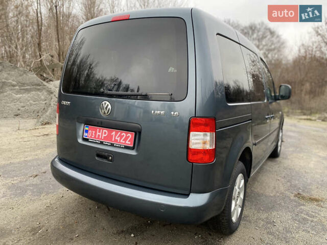 Серый Фольксваген Кадди, объемом двигателя 1.6 л и пробегом 172 тыс. км за 7899 $, фото 5 на Automoto.ua