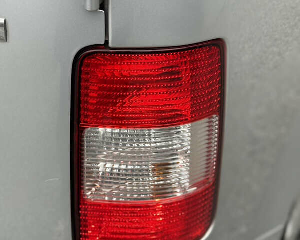 Сірий Фольксваген Кадді, об'ємом двигуна 1.9 л та пробігом 275 тис. км за 10850 $, фото 73 на Automoto.ua