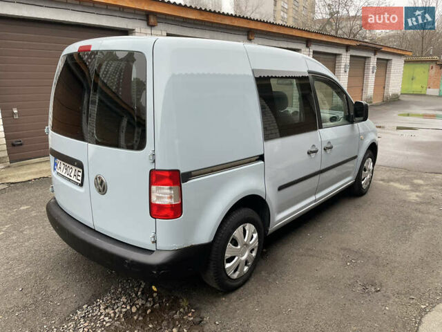 Серый Фольксваген Кадди, объемом двигателя 1.6 л и пробегом 295 тыс. км за 5200 $, фото 6 на Automoto.ua