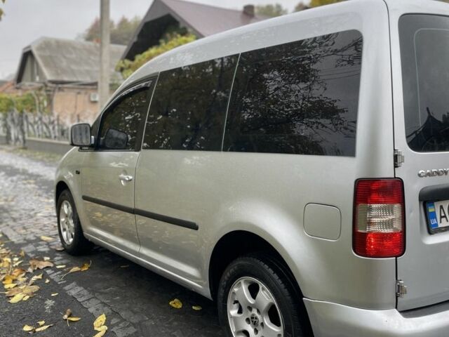 Сірий Фольксваген Кадді, об'ємом двигуна 2 л та пробігом 360 тис. км за 5500 $, фото 5 на Automoto.ua