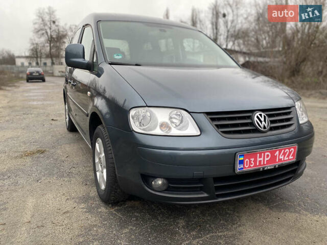 Серый Фольксваген Кадди, объемом двигателя 1.6 л и пробегом 172 тыс. км за 7899 $, фото 1 на Automoto.ua