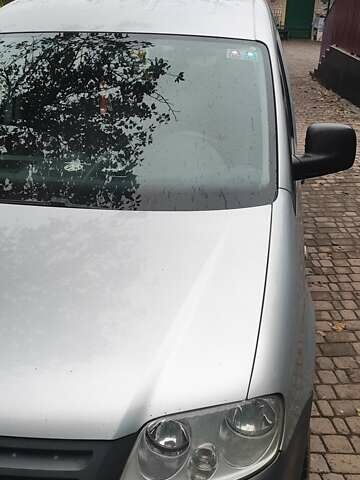 Серый Фольксваген Кадди, объемом двигателя 2 л и пробегом 280 тыс. км за 7300 $, фото 3 на Automoto.ua