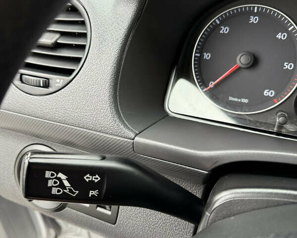 Сірий Фольксваген Кадді, об'ємом двигуна 1.9 л та пробігом 275 тис. км за 10850 $, фото 130 на Automoto.ua