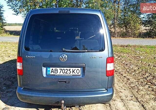 Серый Фольксваген Кадди, объемом двигателя 1.6 л и пробегом 220 тыс. км за 7200 $, фото 5 на Automoto.ua