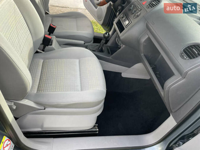 Сірий Фольксваген Кадді, об'ємом двигуна 2 л та пробігом 288 тис. км за 6500 $, фото 15 на Automoto.ua