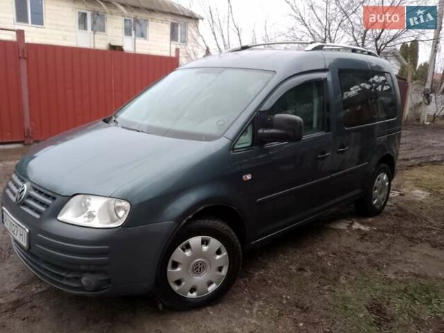 Серый Фольксваген Кадди, объемом двигателя 1.6 л и пробегом 256 тыс. км за 5500 $, фото 5 на Automoto.ua