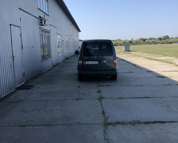 Сірий Фольксваген Кадді, об'ємом двигуна 1.6 л та пробігом 205 тис. км за 9000 $, фото 7 на Automoto.ua