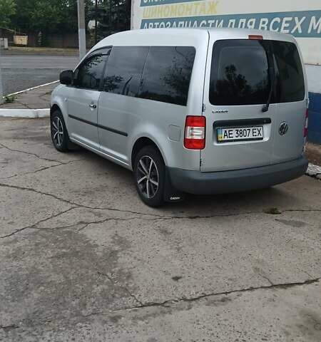 Серый Фольксваген Кадди, объемом двигателя 1.97 л и пробегом 430 тыс. км за 6200 $, фото 7 на Automoto.ua
