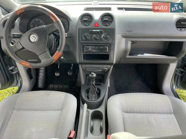 Сірий Фольксваген Кадді, об'ємом двигуна 2 л та пробігом 288 тис. км за 6500 $, фото 19 на Automoto.ua