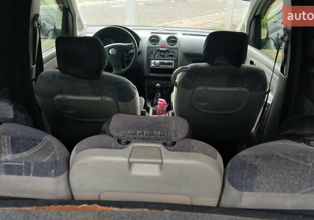 Серый Фольксваген Кадди, объемом двигателя 1.97 л и пробегом 430 тыс. км за 6200 $, фото 10 на Automoto.ua