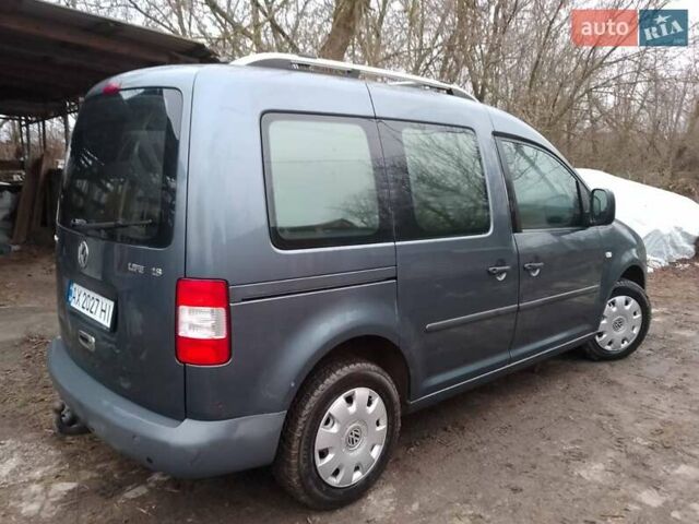 Серый Фольксваген Кадди, объемом двигателя 1.6 л и пробегом 256 тыс. км за 5500 $, фото 2 на Automoto.ua