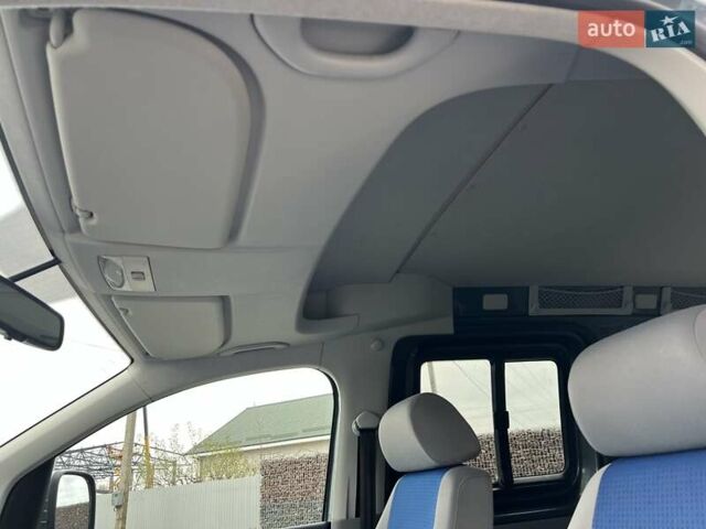 Серый Фольксваген Кадди, объемом двигателя 1.4 л и пробегом 221 тыс. км за 7900 $, фото 27 на Automoto.ua