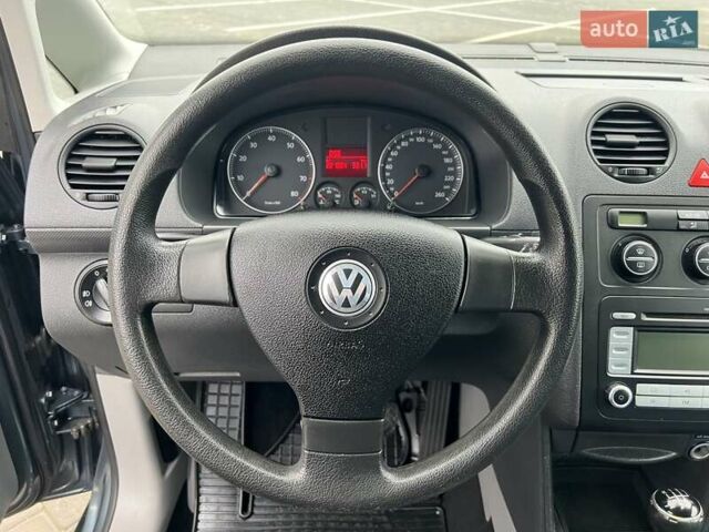 Серый Фольксваген Кадди, объемом двигателя 1.4 л и пробегом 221 тыс. км за 7900 $, фото 29 на Automoto.ua