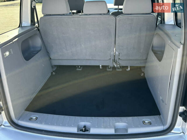 Серый Фольксваген Кадди, объемом двигателя 1.4 л и пробегом 166 тыс. км за 8200 $, фото 18 на Automoto.ua