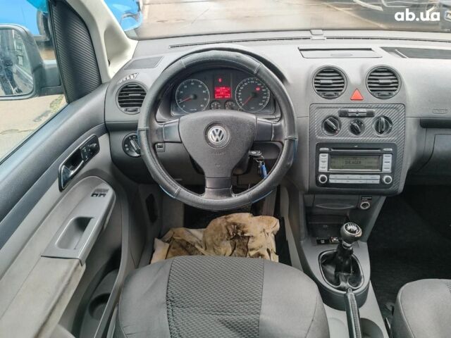 Сірий Фольксваген Кадді, об'ємом двигуна 1.6 л та пробігом 256 тис. км за 5190 $, фото 14 на Automoto.ua