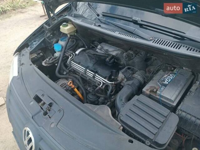 Серый Фольксваген Кадди, объемом двигателя 1.97 л и пробегом 246 тыс. км за 6500 $, фото 5 на Automoto.ua