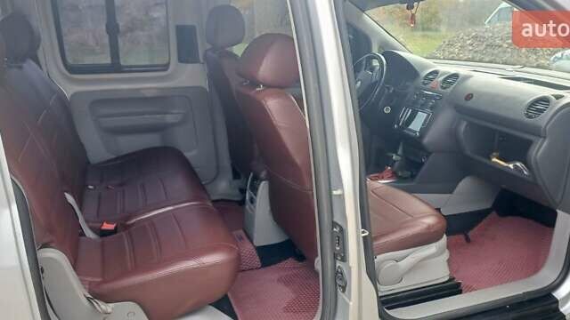 Серый Фольксваген Кадди, объемом двигателя 1.9 л и пробегом 308 тыс. км за 8500 $, фото 23 на Automoto.ua